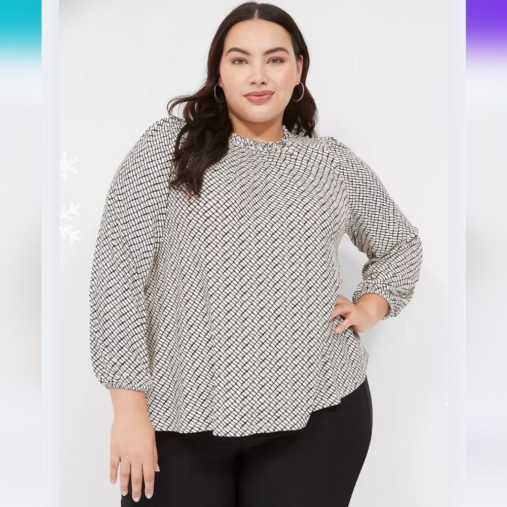 NEW Lane Bryant 14/16 Swing Crew-Neck Smocked-Shoulder Top Dressy CH-2431
